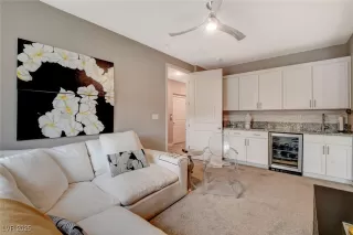 Photo #6: 2719360 Listing 