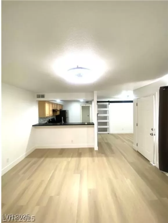 MLS: 2719361 Condo For Sale