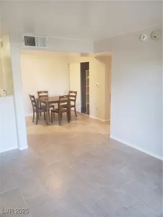 Photo #2: 2719363 Listing