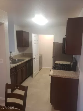 Photo #3: 2719363 Listing