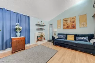 Photo #2: 2719365 Listing