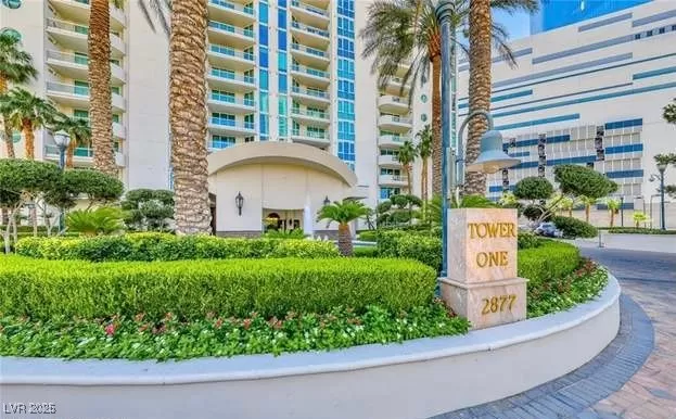 MLS: 2719377 Condo For Sale