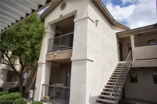 Photo #1: 2719387 Listing 