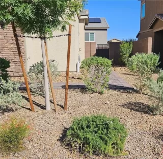 Photo #1: 2719403 Listing 