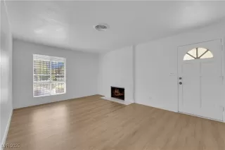 Photo #6: 2719420 Listing 