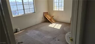 Photo #4: 2719424 Listing