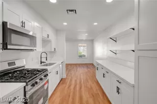 Photo #2: 2719427 Listing 