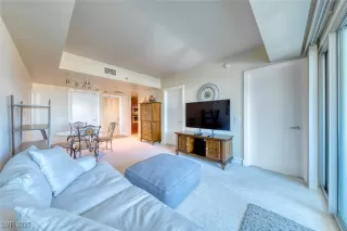 Photo #1: 2719431 Listing 