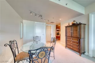 Photo #3: 2719431 Listing 