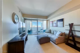 Photo #5: 2719431 Listing 