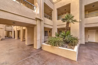 Photo #5: 2719440 Listing 