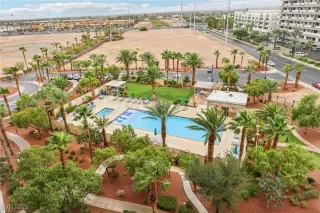 Photo #3: 2719443 Listing 