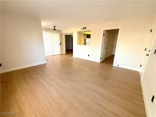 Photo #1: 2719451 Listing