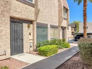 Photo #1: 2719455 Listing 