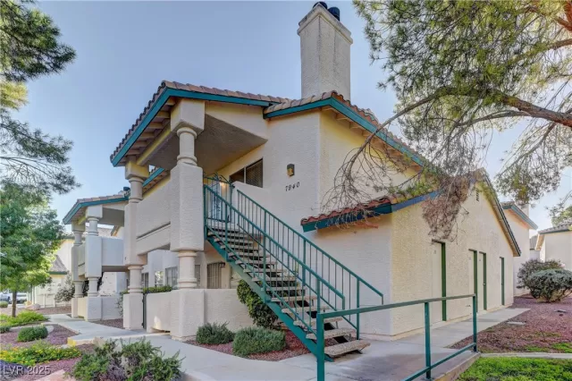 MLS: 2719477 Condo For Sale