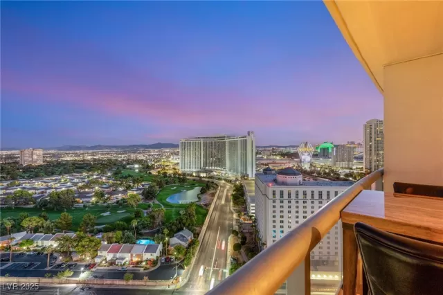 MLS: 2719480 Condo For Sale