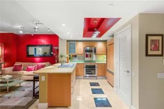 Photo #4: 2719480 Listing 