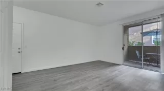 Photo #5: 2719513 Listing