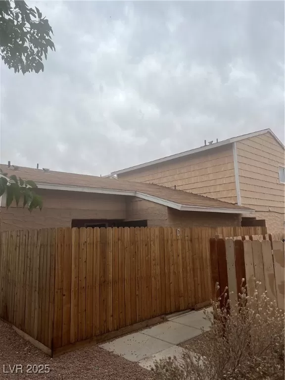 MLS: 2719527 Condo For Sale