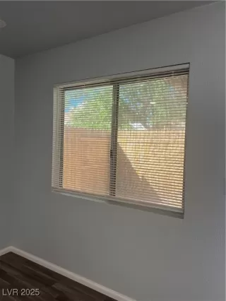 Photo #5: 2719527 Listing