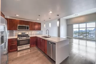 Photo #6: 2719549 Listing 