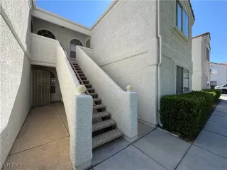 Photo #1: 2719580 Listing 