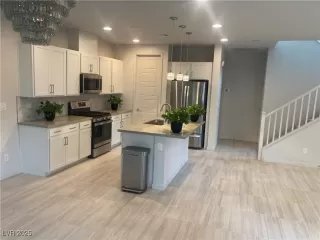 Photo #3: 2719620 Listing 