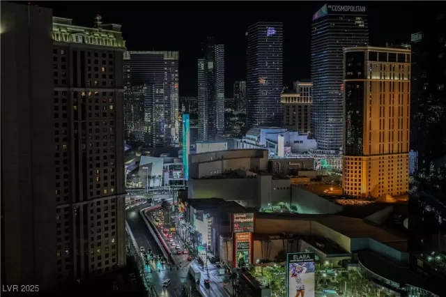 MLS: 2719628 Condo For Sale