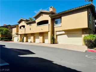 Photo #1: 2719636 Listing 