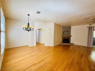 Photo #5: 2719636 Listing 