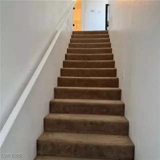 Photo #1: 2719637 Listing 