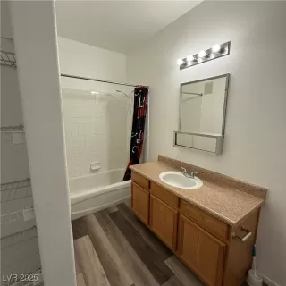 Photo #2: 2719637 Listing 