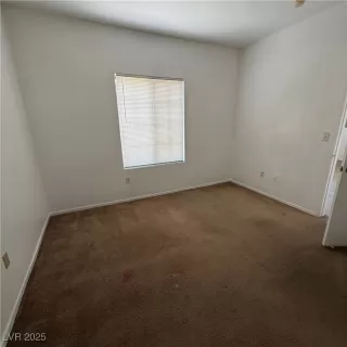 Photo #5: 2719637 Listing 