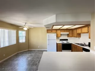 Photo #2: 2719685 Listing 