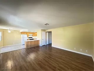 Photo #4: 2719685 Listing 