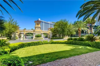 Photo #1: 2719700 Listing 