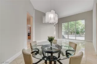 Photo #3: 2719700 Listing 