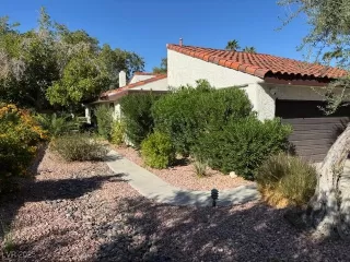 Photo #2: 2719703 Listing