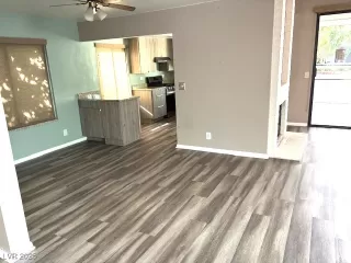 Photo #6: 2719703 Listing