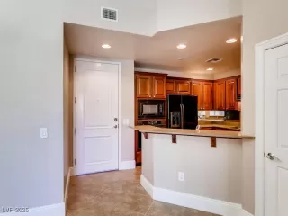 Photo #2: 2719708 Listing 