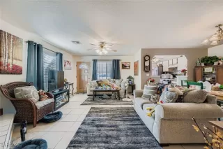 Photo #4: 2719721 Listing 