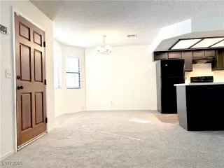 Photo #5: 2719726 Listing 