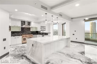 Photo #6: 2719732 Listing 