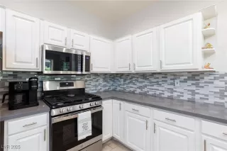 Photo #5: 2719734 Listing 