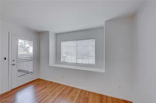 Photo #4: 2719737 Listing 