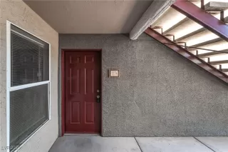 Photo #3: 2719738 Listing 