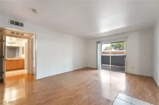 Photo #4: 2719738 Listing 