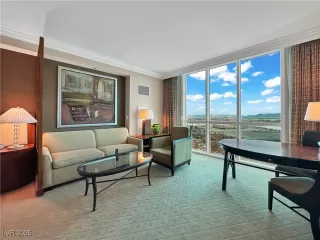 Photo #2: 2719740 Listing 