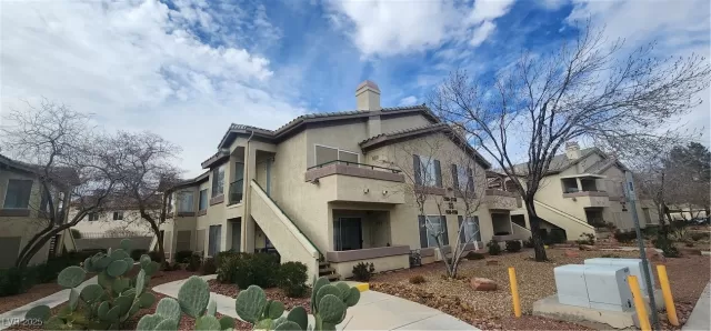 MLS: 2719742 Condo For Sale