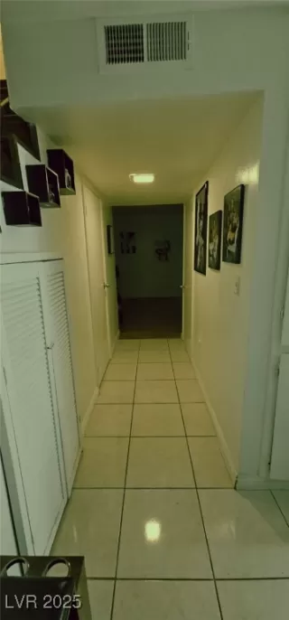 Photo #6: 2719803 Listing